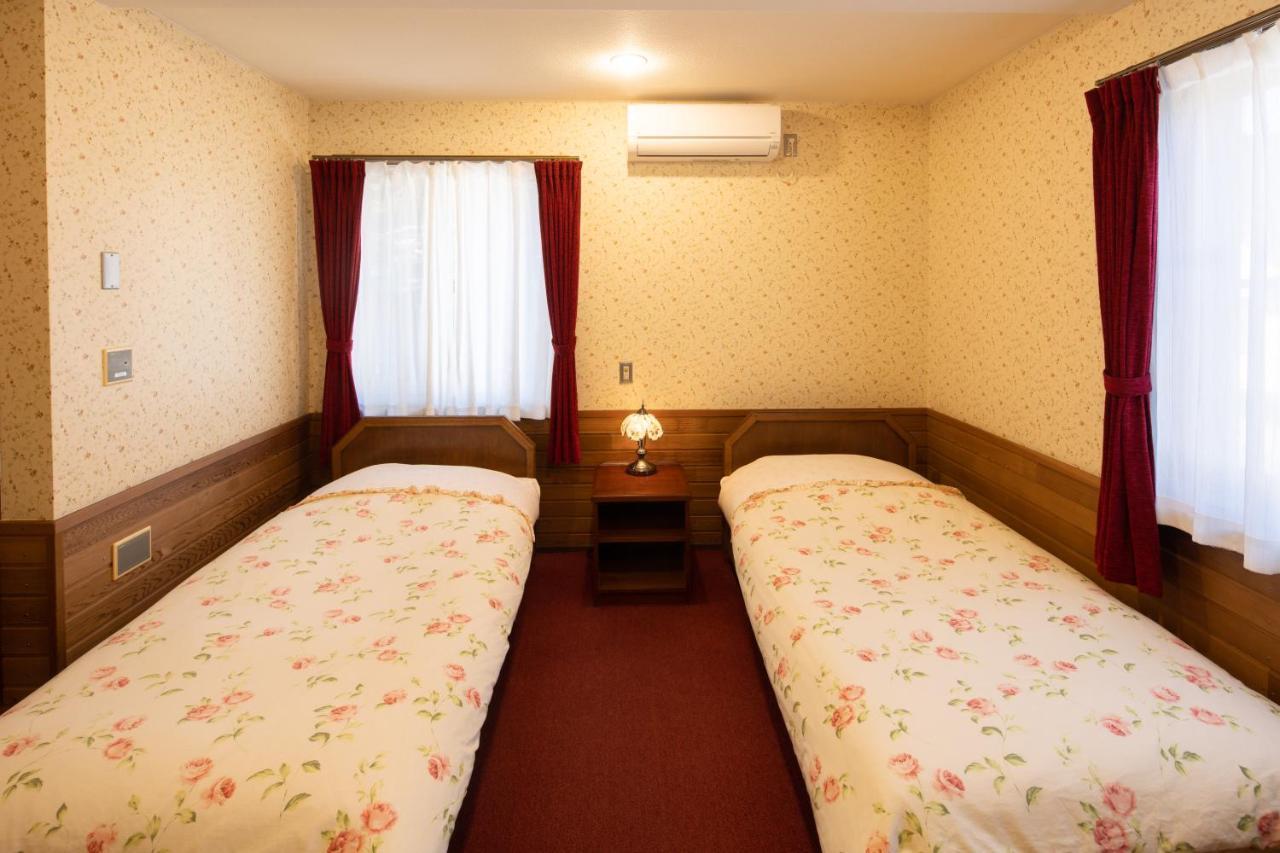 Pension Candytuft Karuizawa Eksteriør billede